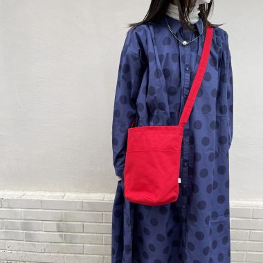 【自分らしく、たのしむおしゃれ – ペーシックだけどポップなアイテム】